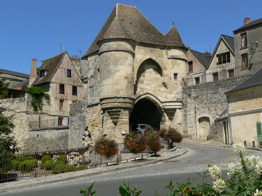 Laon possède 4 portes ; ici celle "d'Ardon"