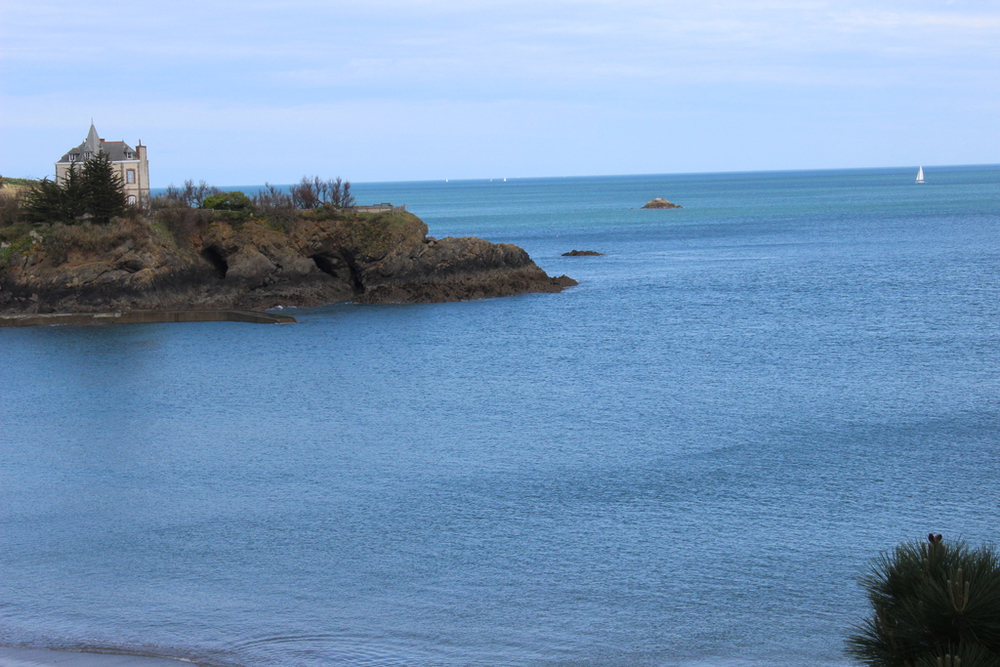 plage du casino (400 mètres)