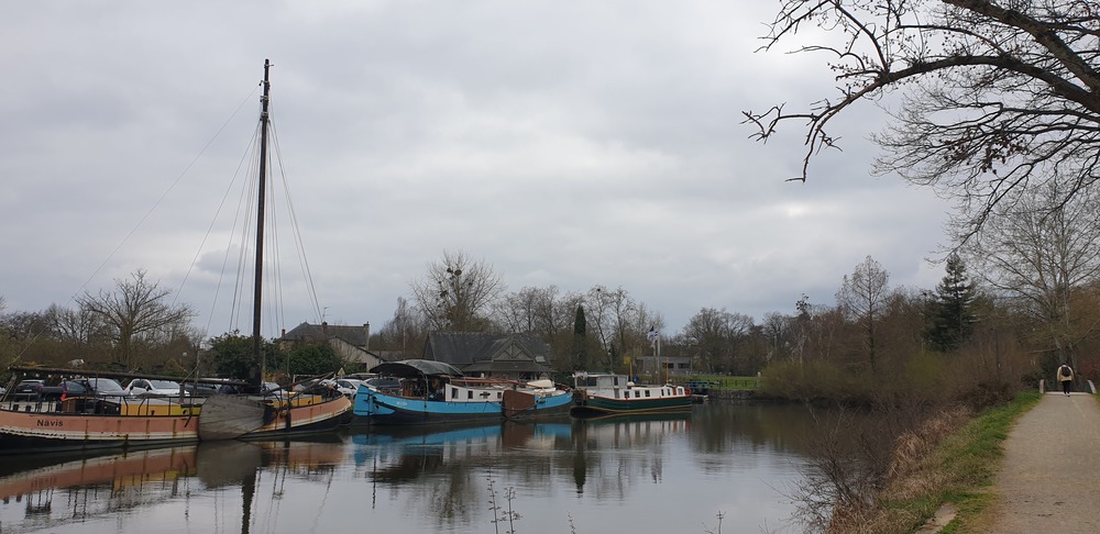 La base nautique sur le canal