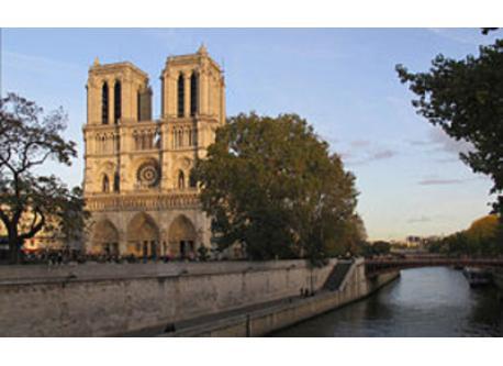 Notre Dame de Paris - 20 minutes depuis la maison en métro