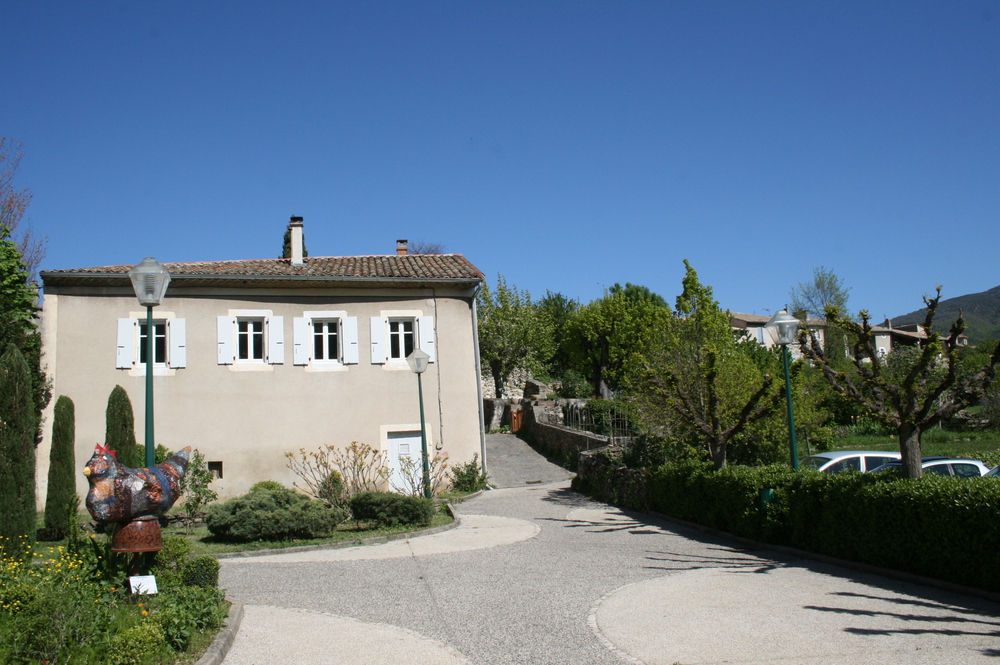 façade sud, place de la mairie