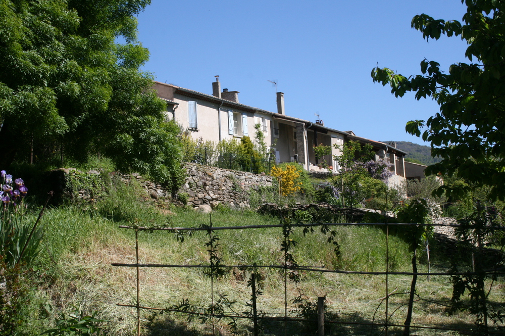 le village vu du jardin