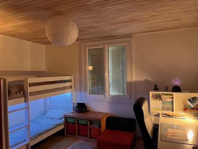 Chambre enfant avec lits superposés