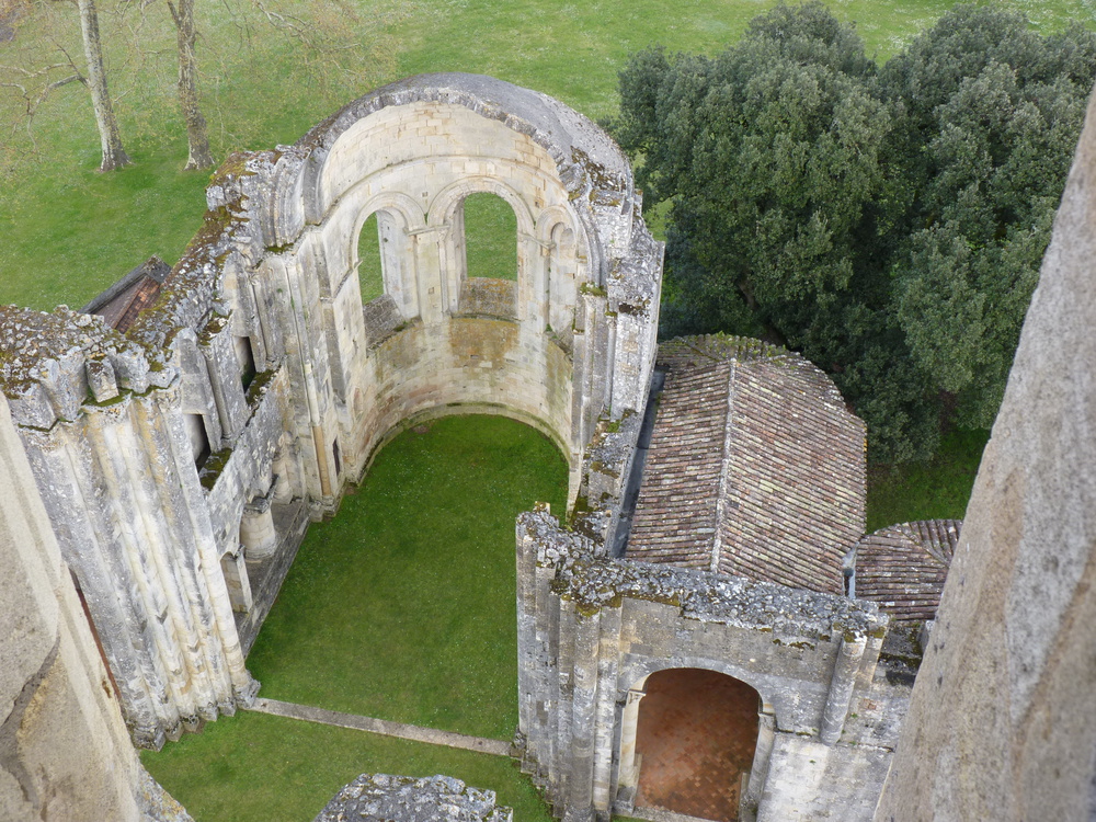 Abbaye de la Sauve-Majeure (5 min en voiture)