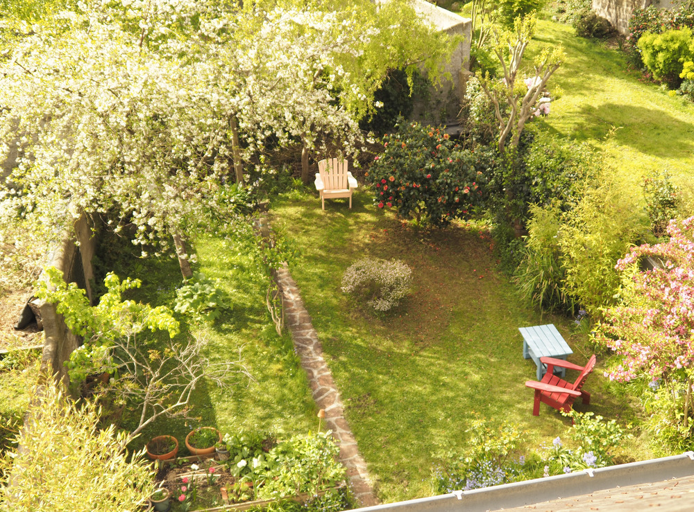 Le jardin vu du dernier étage (chambre parentale)