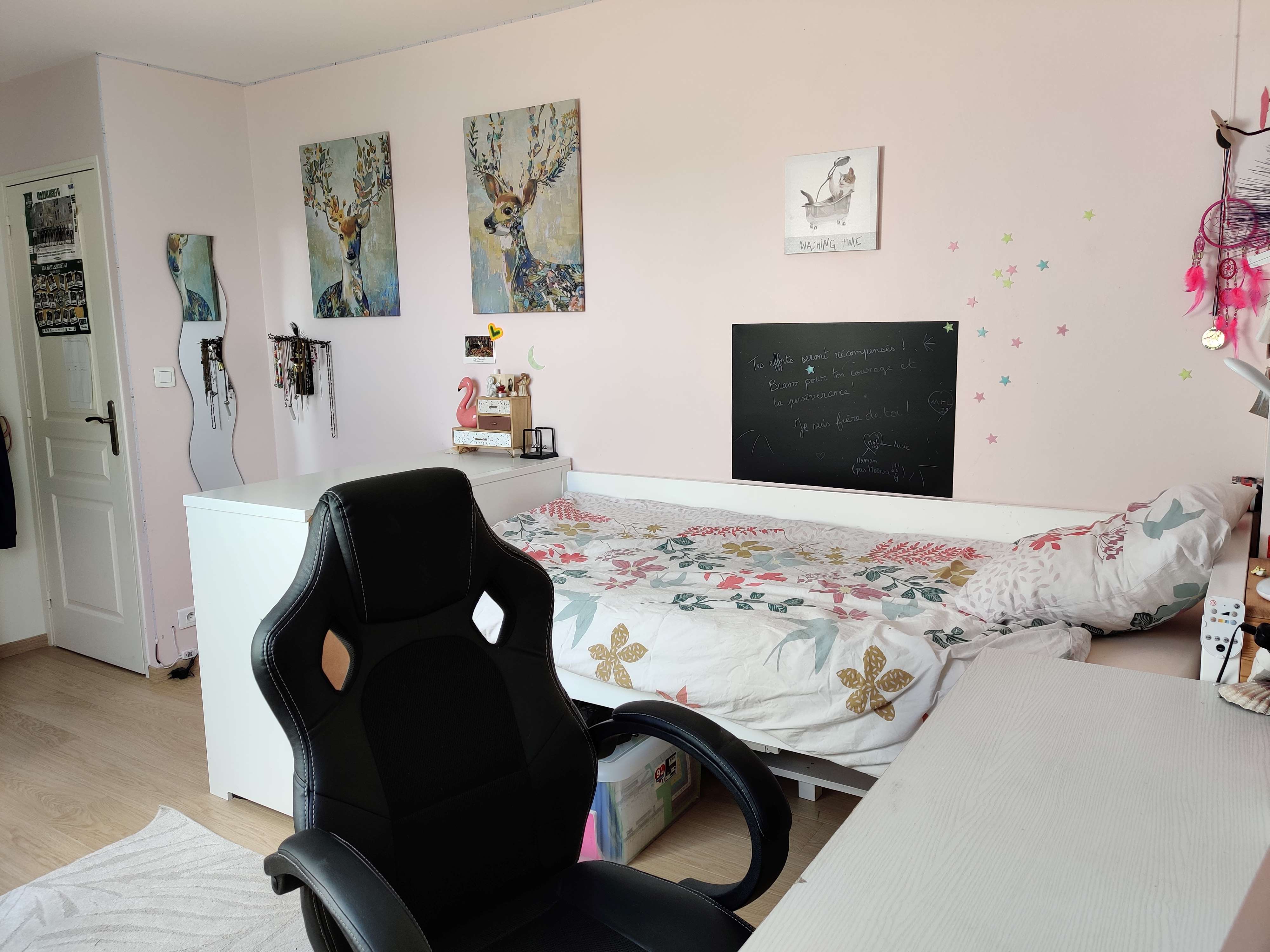 Chambre enfant avec 1 lit simple (90x190) et un BZ simple (90x190)