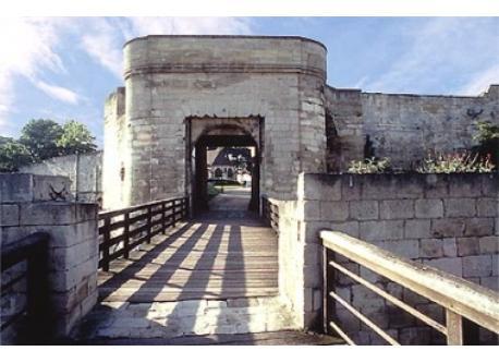 entrée du chateau de Caen