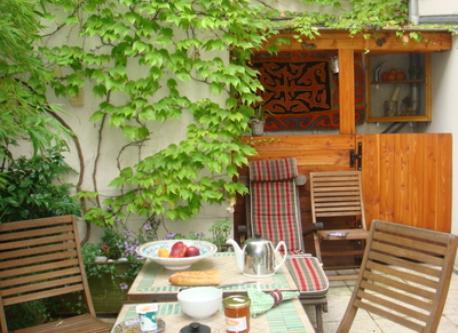 Terrasse et abri à vélos