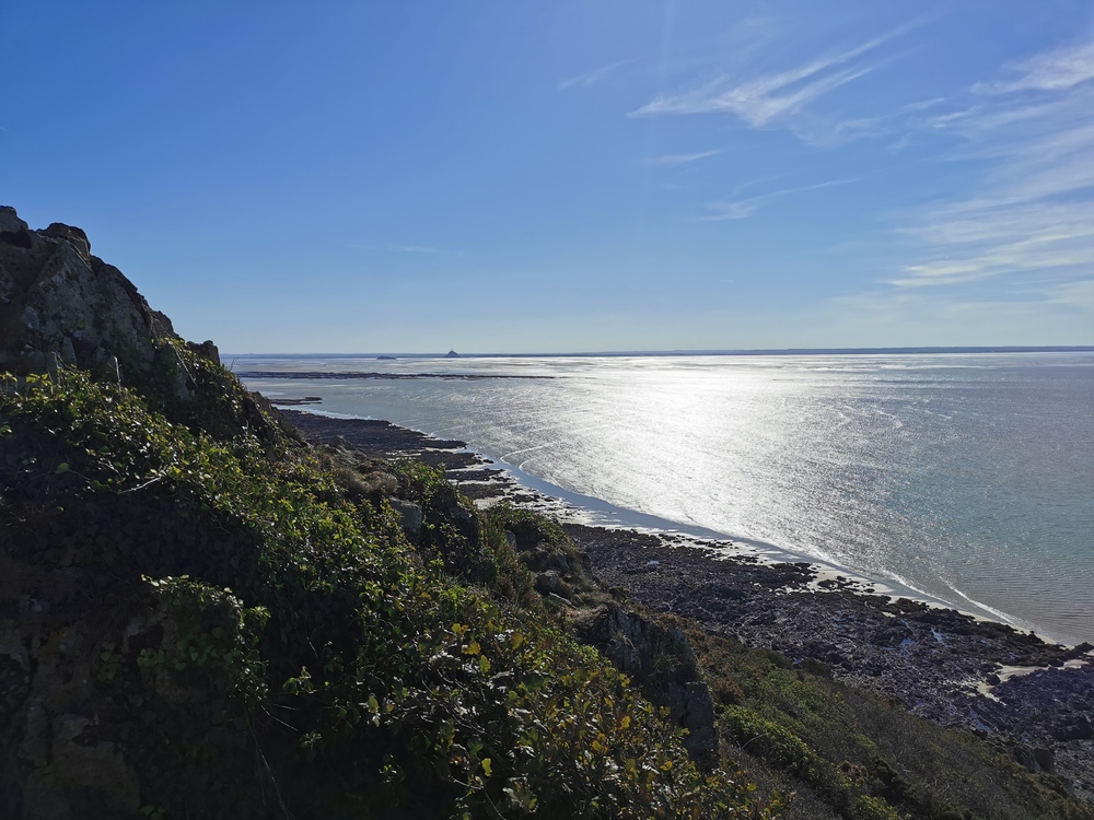 sentier des douaniers, falaises de Champeaux avec vue sur le Mt St Michel (au sud de Granville, à 20-30 min en voiture de la maison)