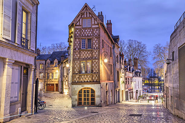 Orléans rue nuit