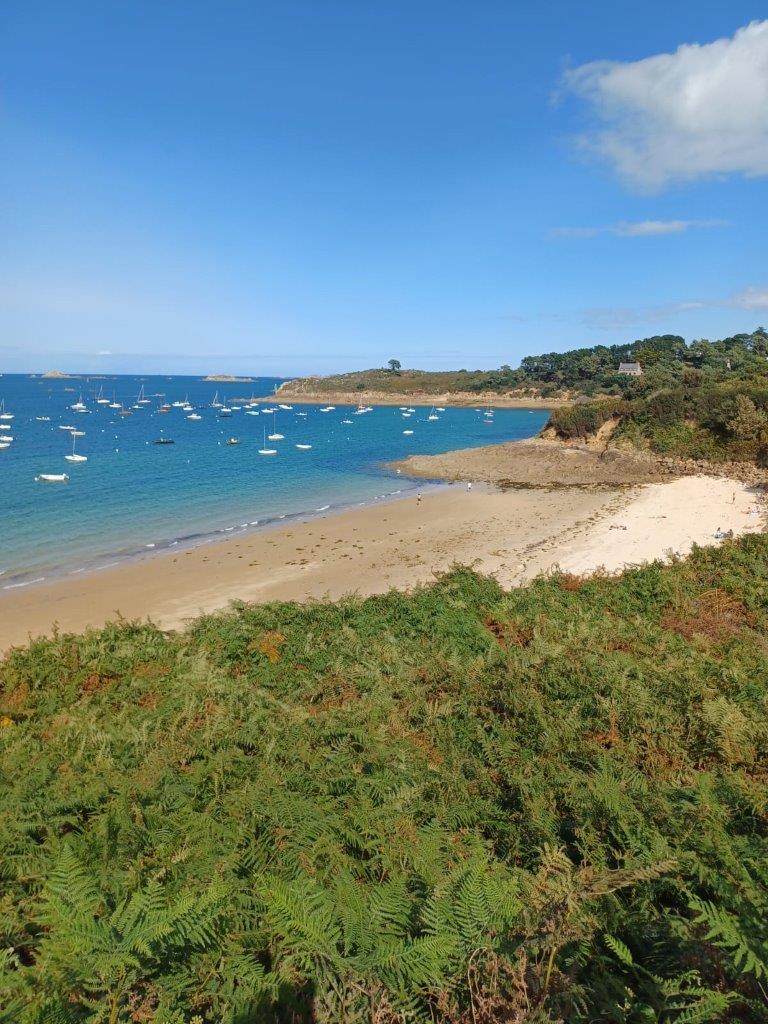 L'une des nombreuses plages de Carantec (notre préférée)