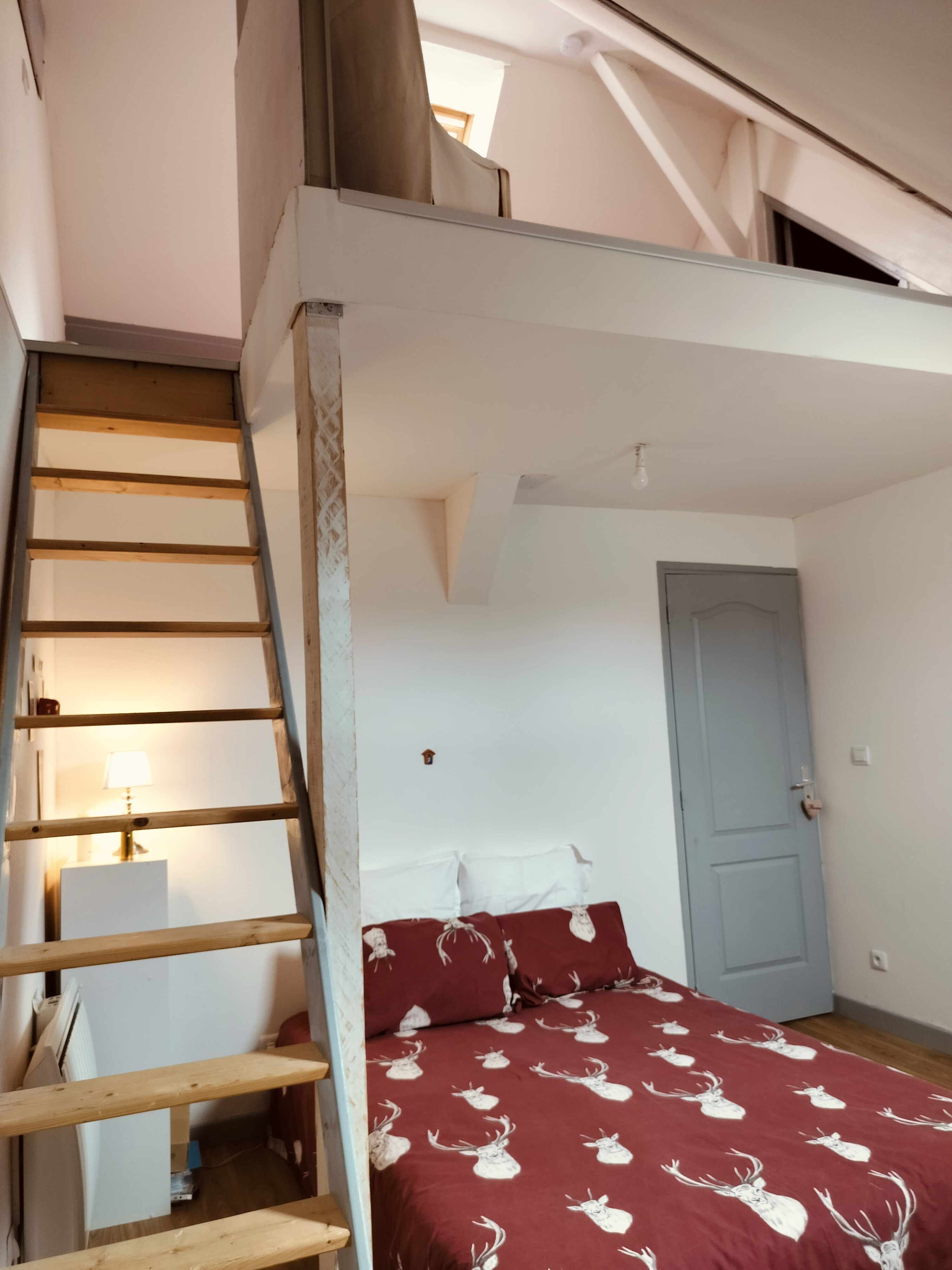 Chambre 2 , 2 personnes, avec mezzanine au-dessus