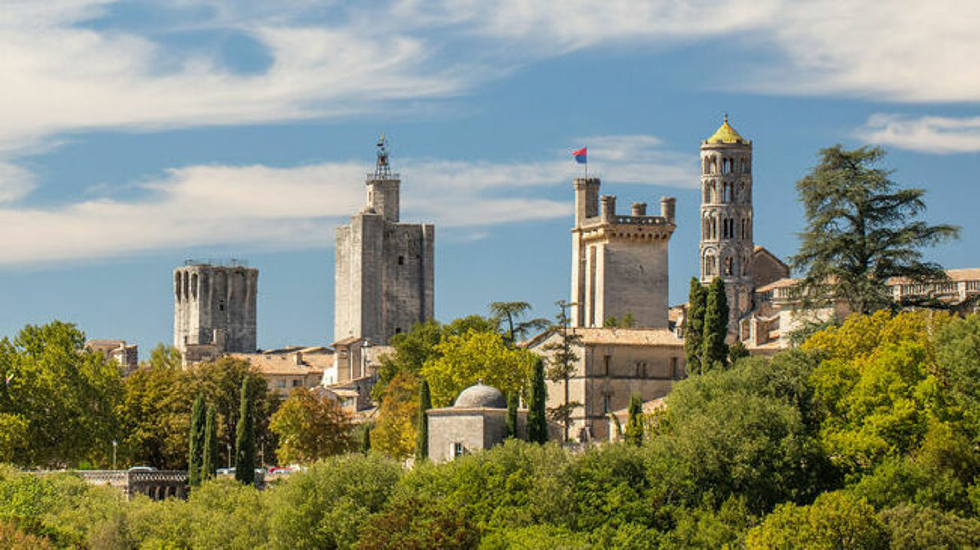 Uzès 30min.