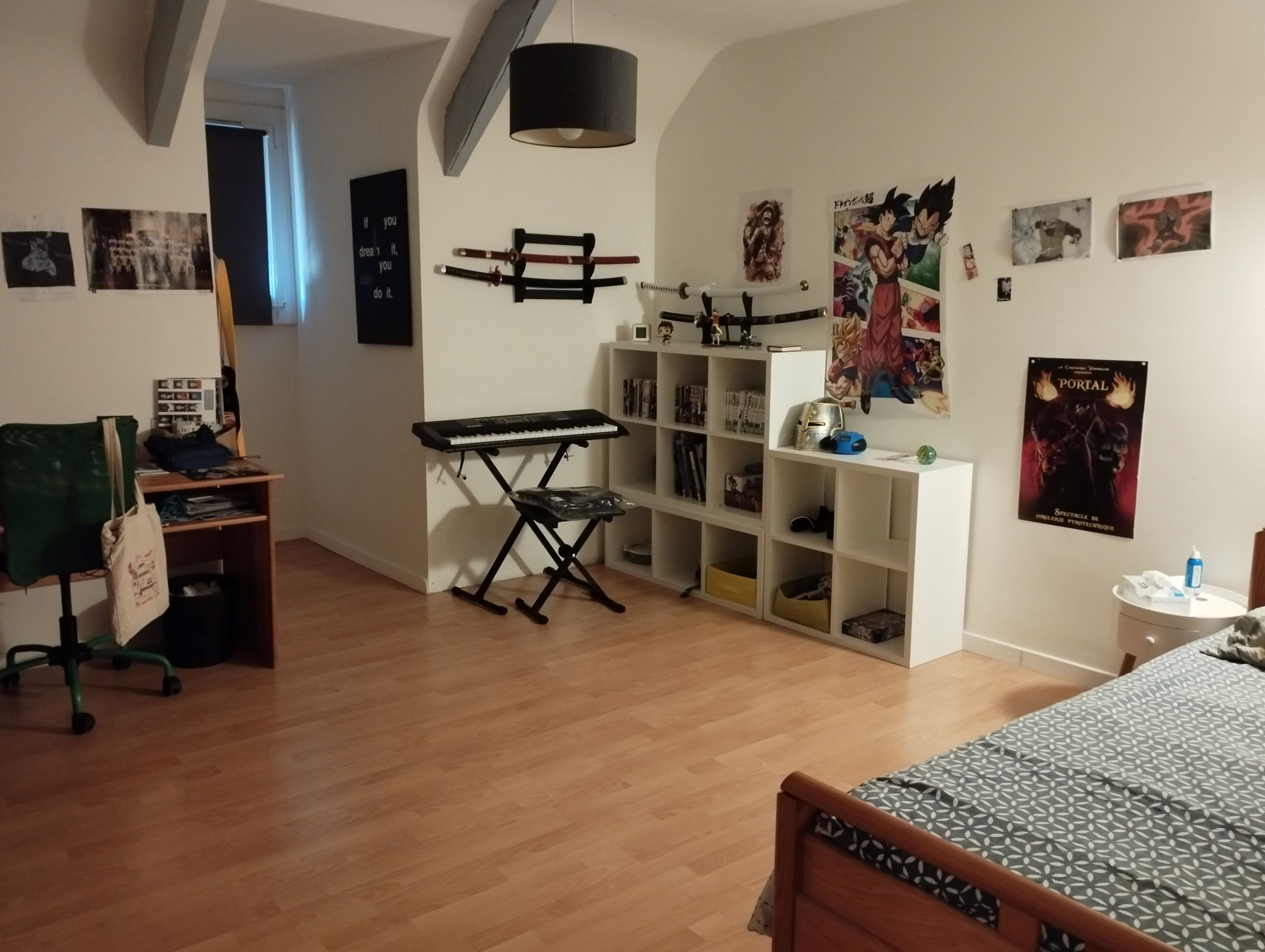 chambre 2 à l'étage